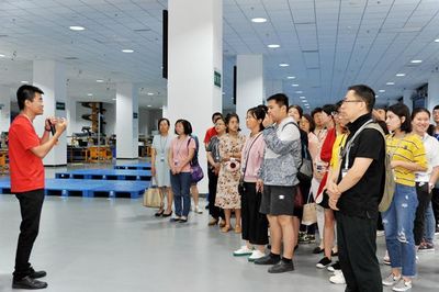 國企開放日走進同仁堂 新零售賦能中藥飲片，引領健康產業“新玩法”